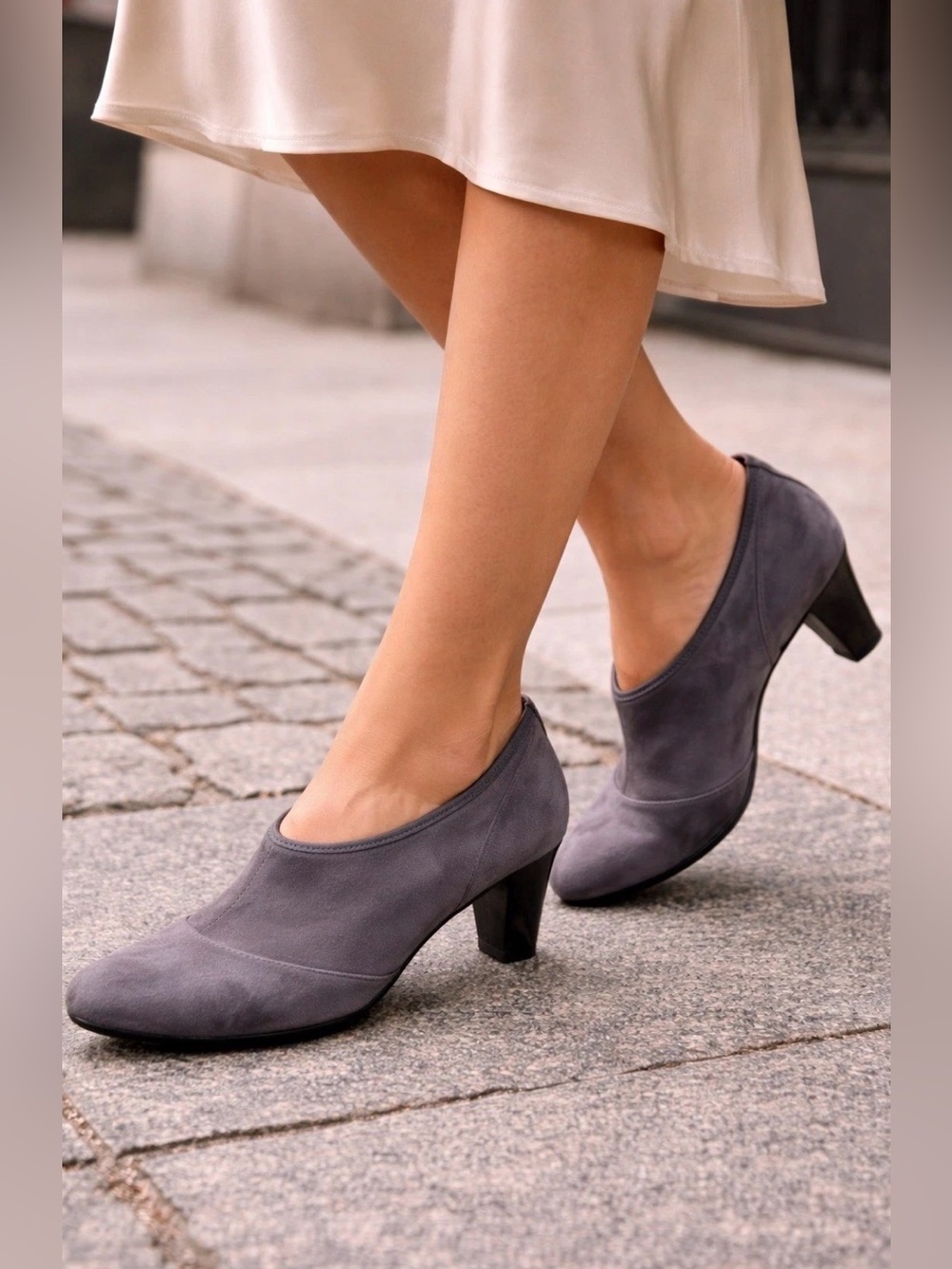Ecco Shoes Suede Ankle Booties Gray US 8 Heeled Slip On EU 39 Comfort Portugal